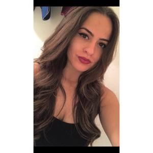 Meet your Posher, Daniela