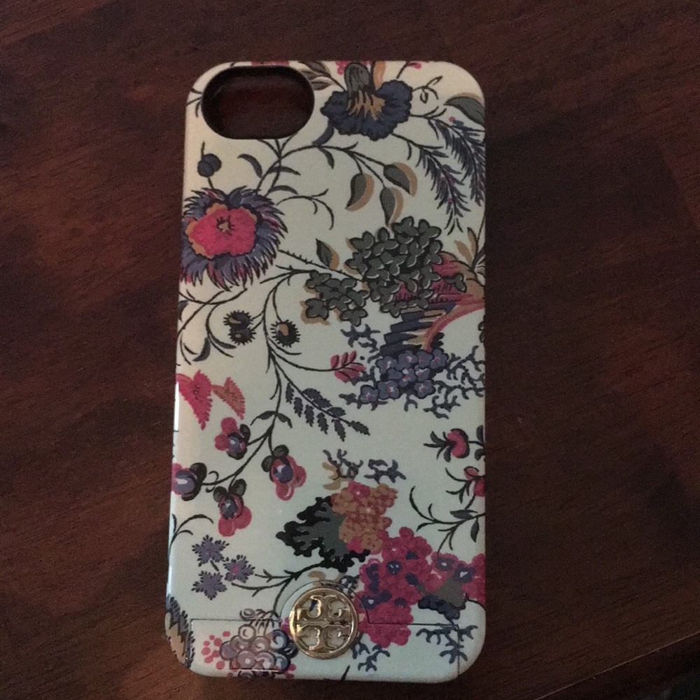 Tory Burch iPhone 6 case