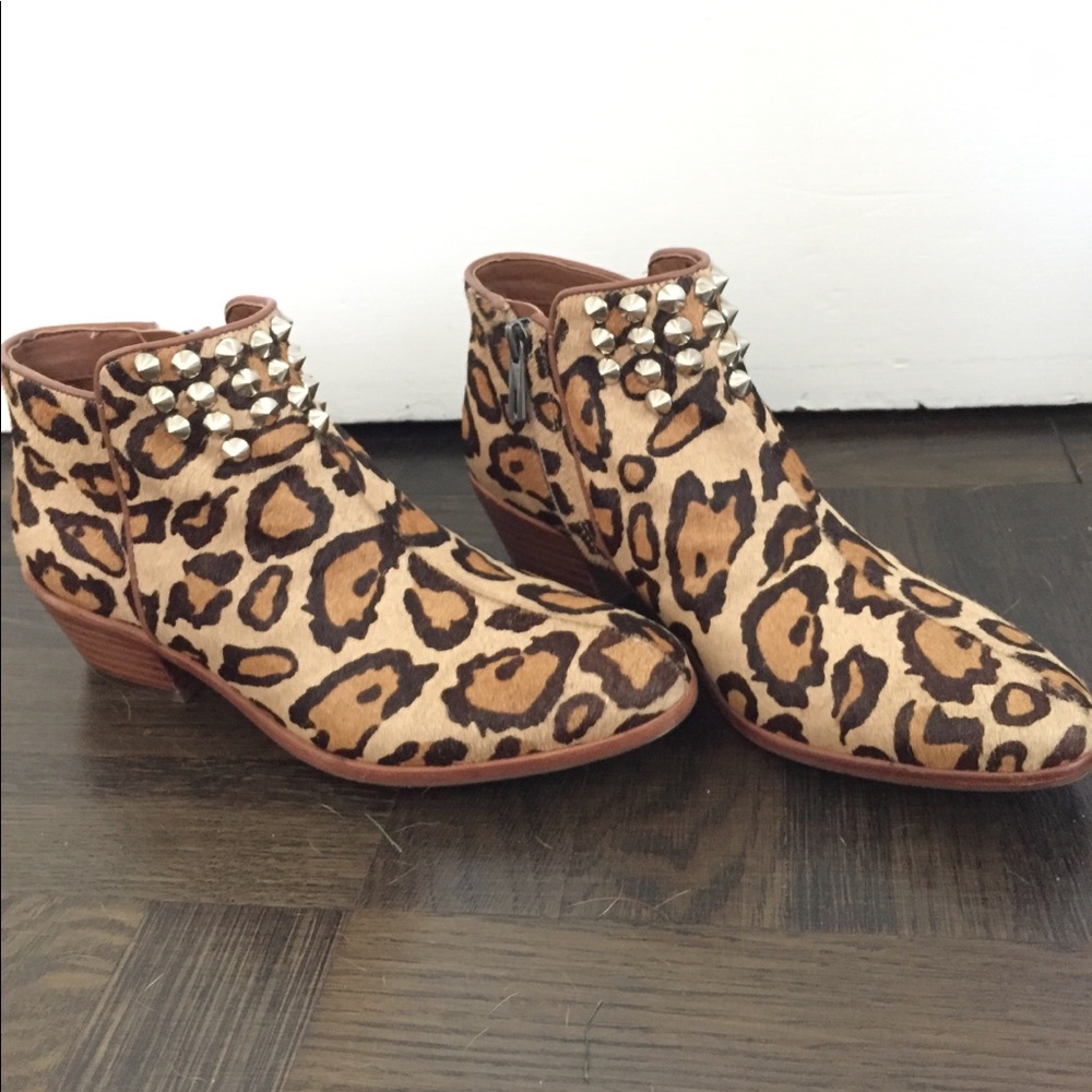 Petty leopard print calf hair booties. Worn twice