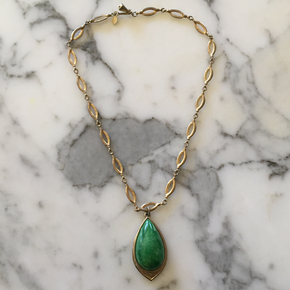 Vintage Gothic Vampire Green Chain Necklace