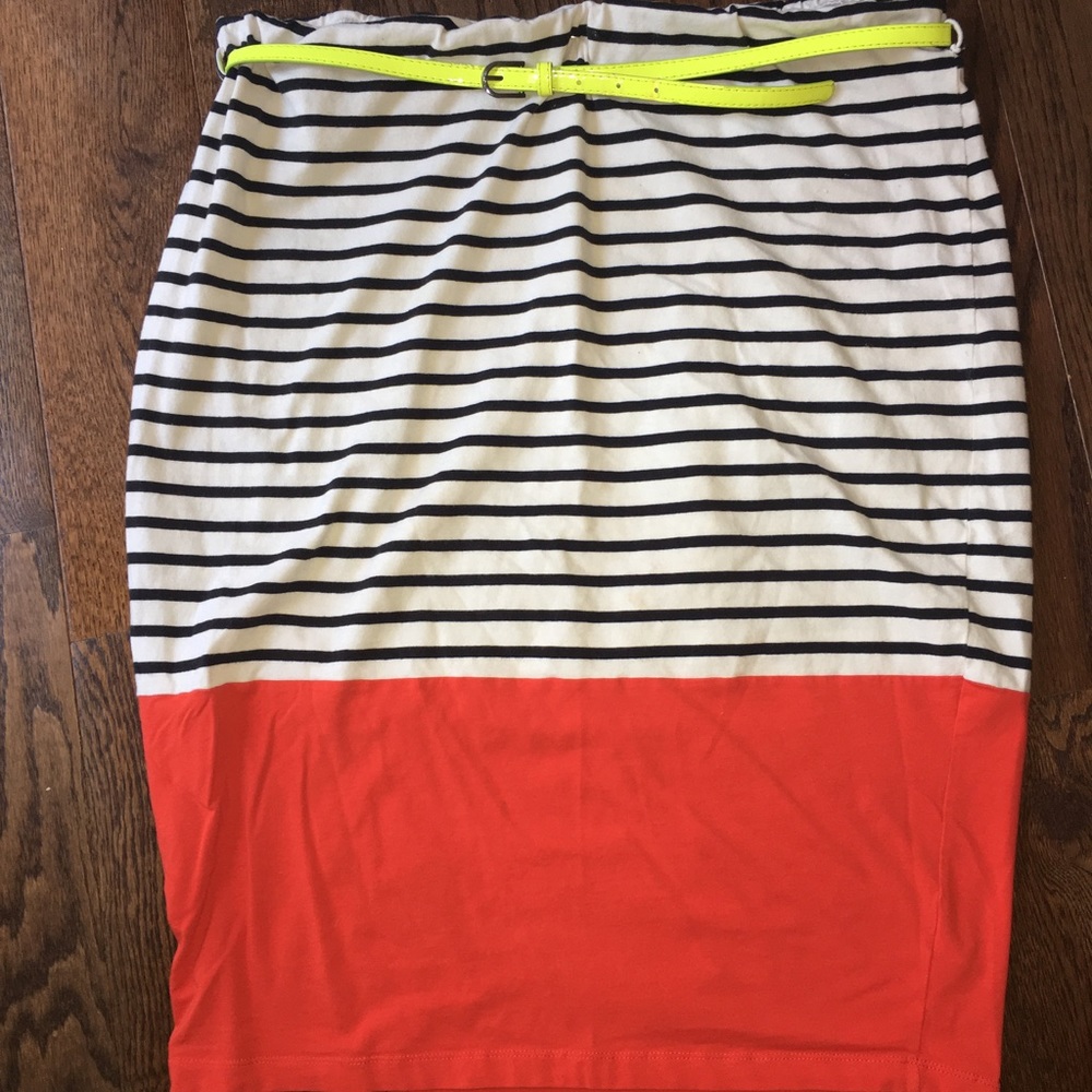 Fashion forward Midi Skirt