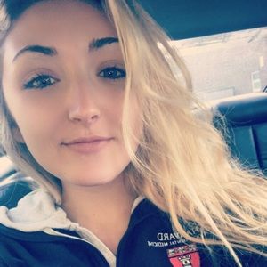 Meet your Posher, Natalie