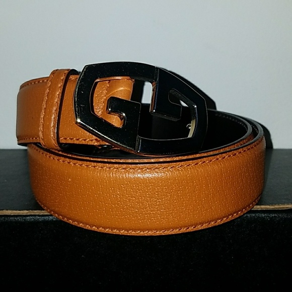 Gucci Accessories - 🍁Authentic Gucci belt
