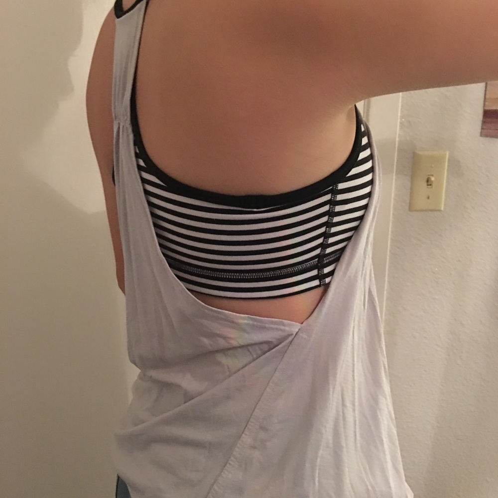 Lululemon no limits tank - Picture 2 of 4