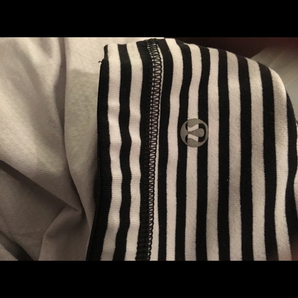 Lululemon no limits tank - Picture 4 of 4