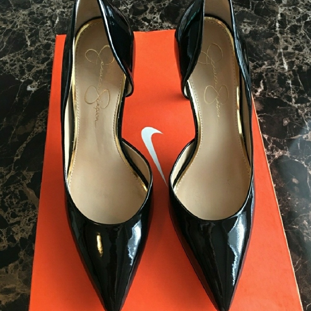 Jessica Simpson black heels
