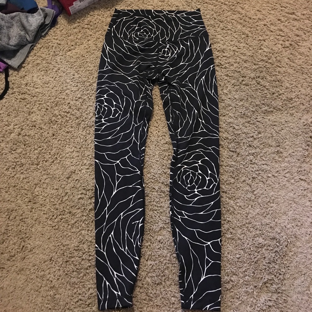 Lululemon tights