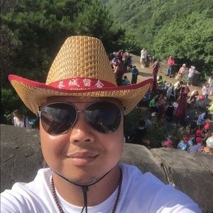 Meet your Posher, Wei