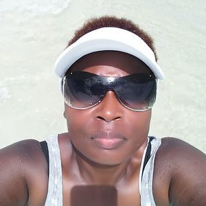 Meet your Posher, Joyce