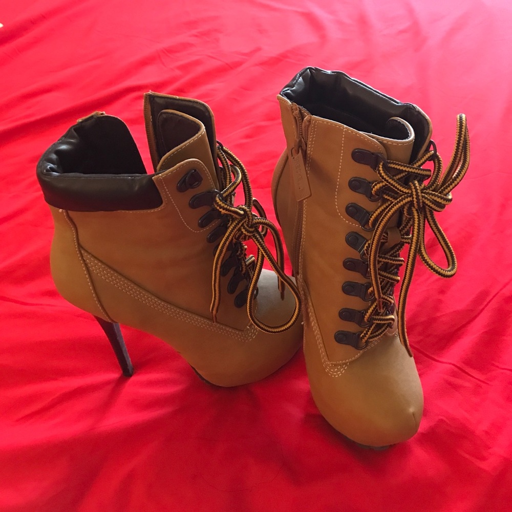 Ankle boots