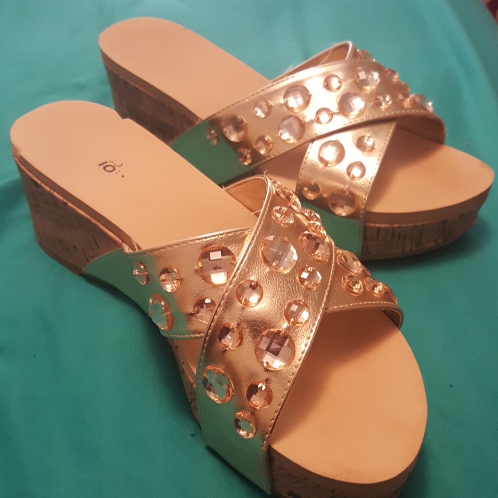 Sandal