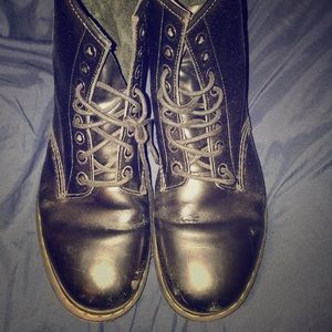 Black men's Dr. martens size 10
