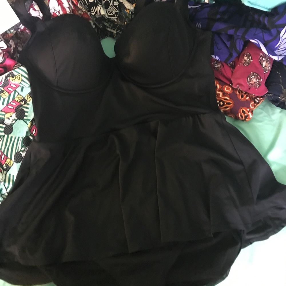 TORRID PEPLUM SWIM SUIT SIZE 2