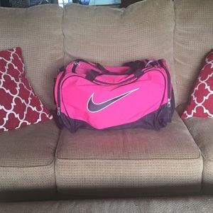 Nike Duffle Bag (Prize inside if offered full $)
