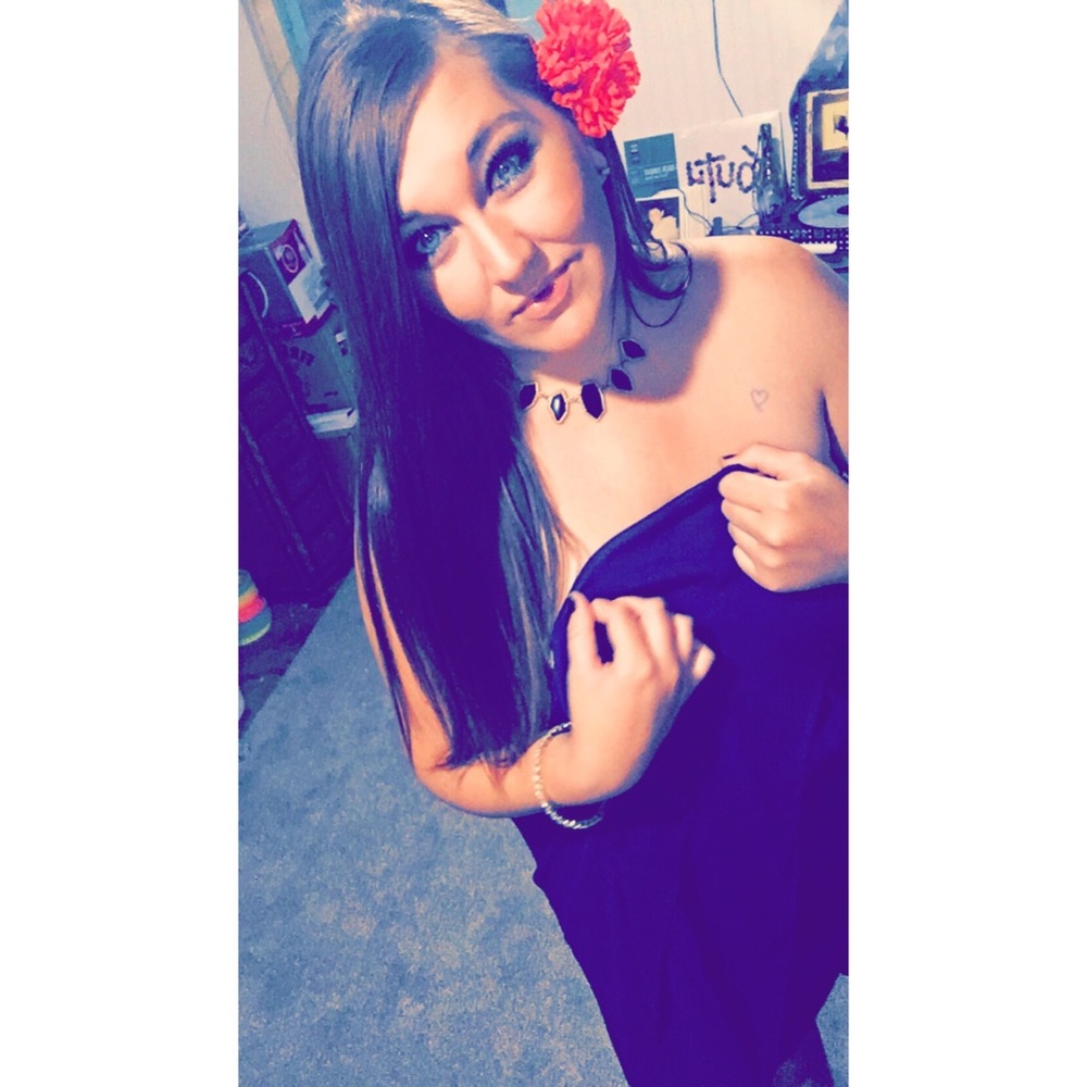 Meet your Posher, Ali