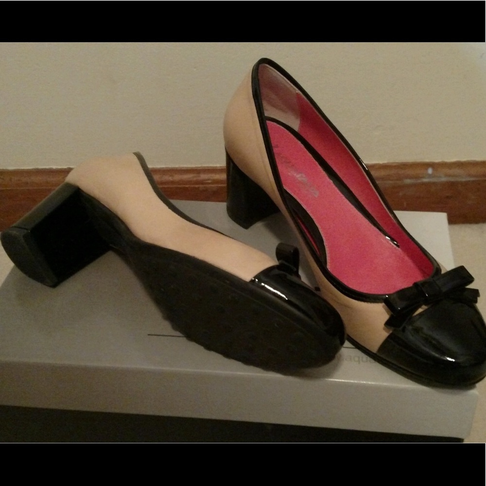 Tania spring pump