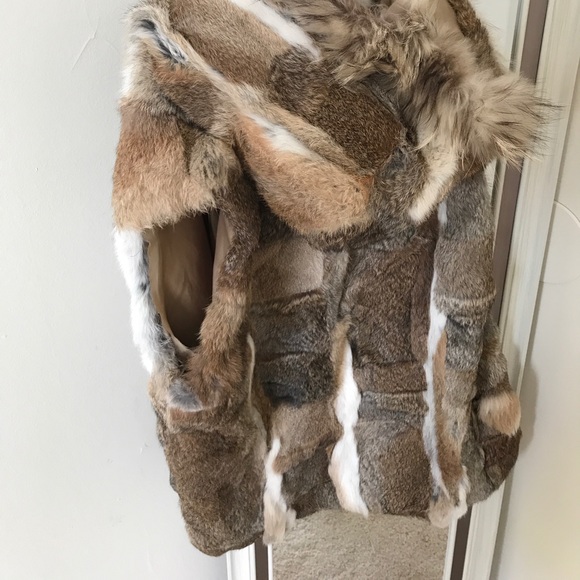 100% Real rabbit fur vest with hood. - Picture 2 of 2