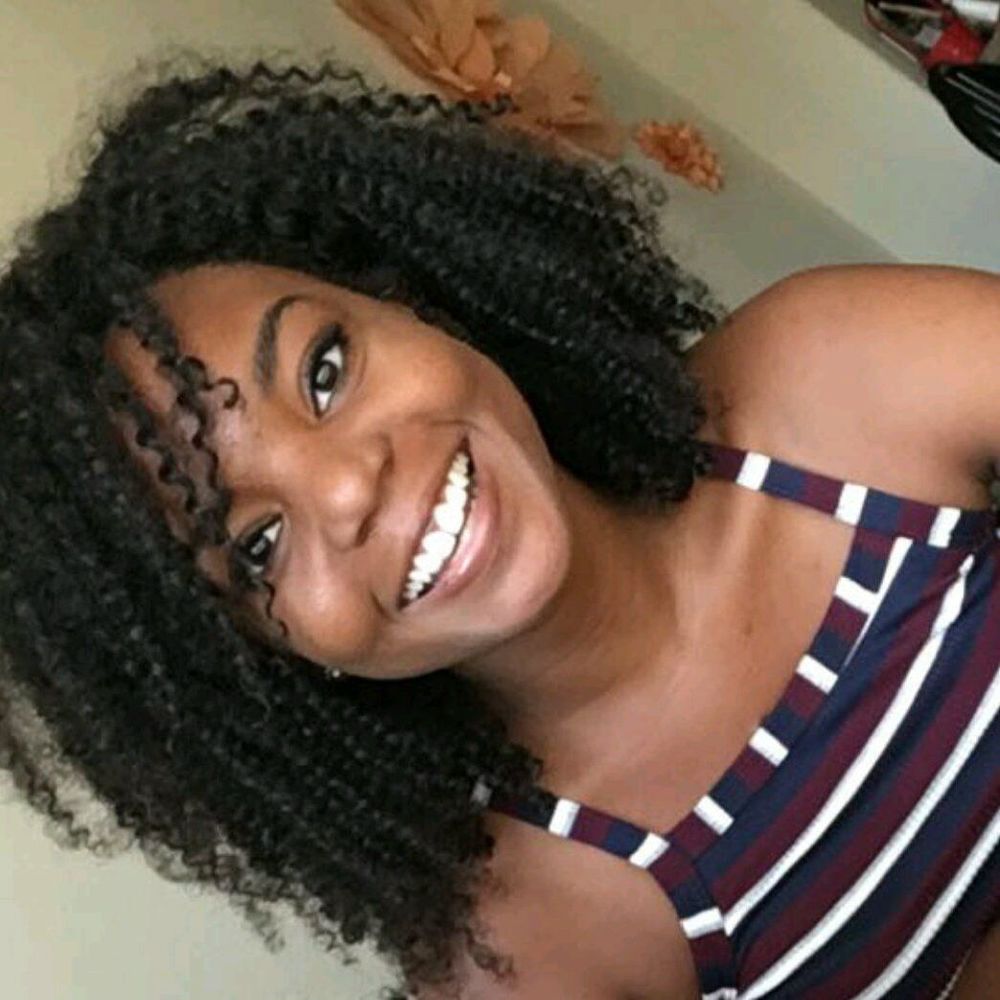 Meet your Posher, Destiny