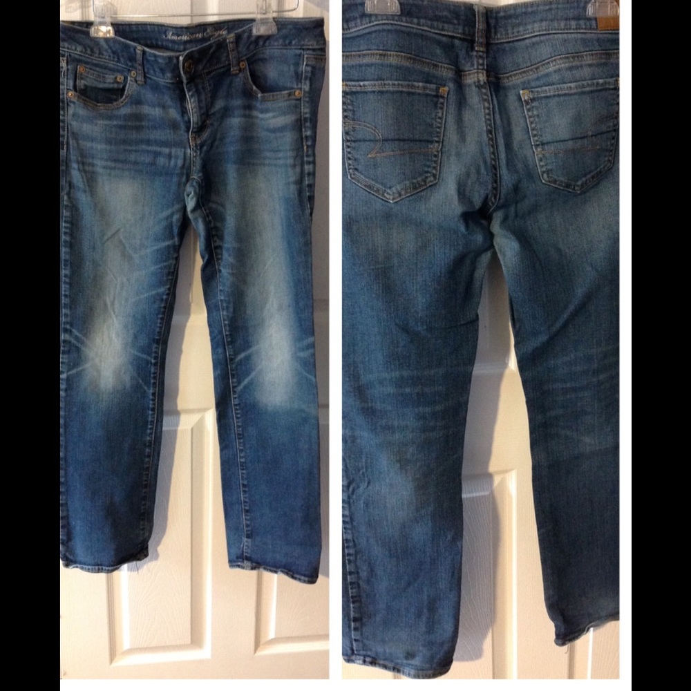 American Eagle Straight Leg Jeans. 12R