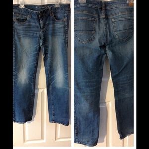 American Eagle Straight Leg Jeans. 12R