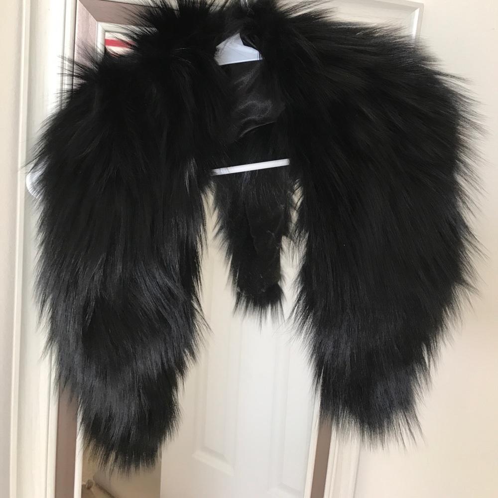 100% Fox tail scarf