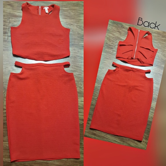 🚫SOLD🚫 Sleeveless Skirt Set - Picture 2 of 3