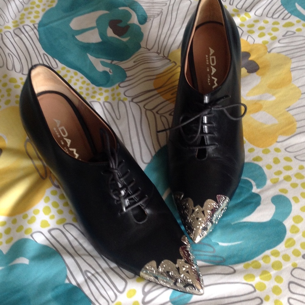 Ladies Black (Genuine) Leather Heels