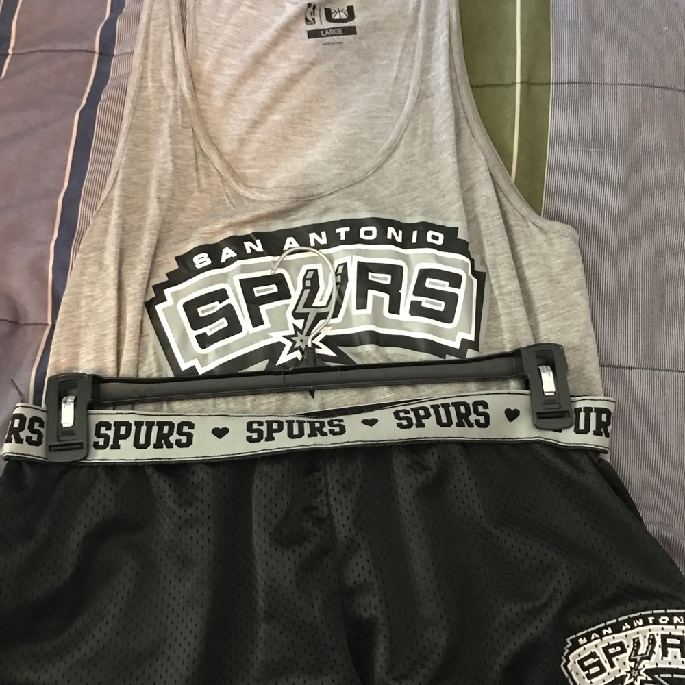 Nba Spurs tee for woman Size L