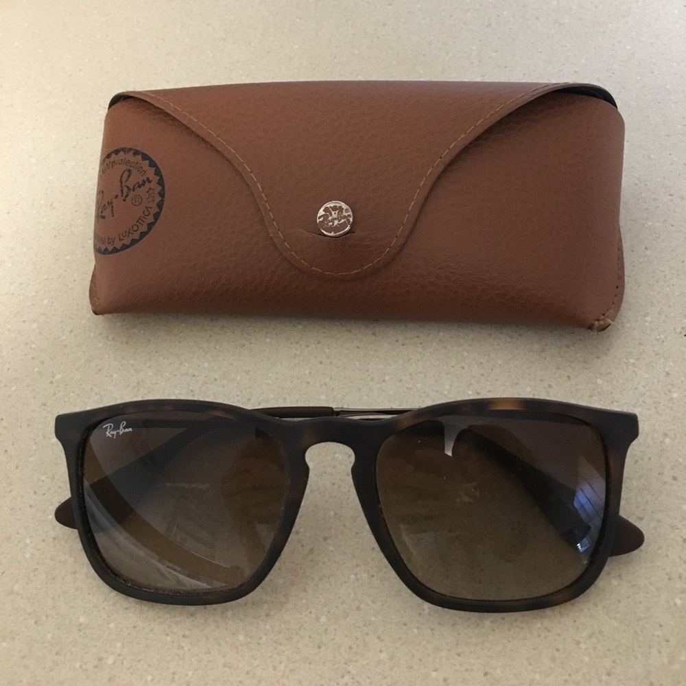 Ray-Ban Tortoise Sunglasses w/ Case RB4187  54-18