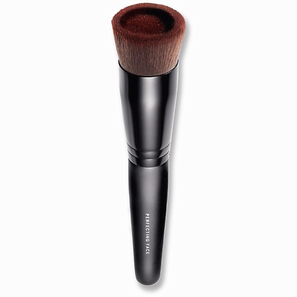 BareMinerals Perfecting Face Foundation Brush