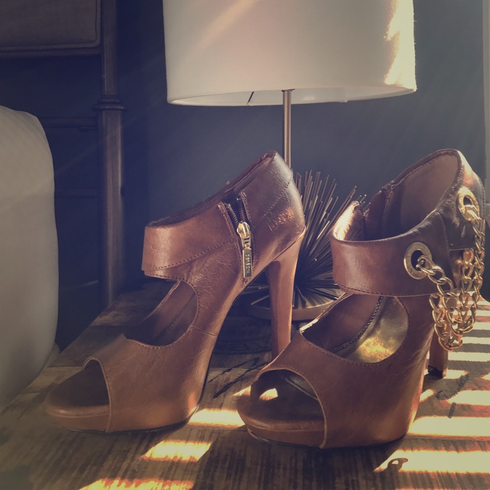 Dereon Camel color heel Bootie