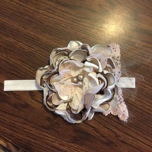 Hold For @tracycox77 headband flower