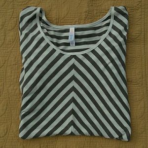 LuLaRoe Classic Shirt