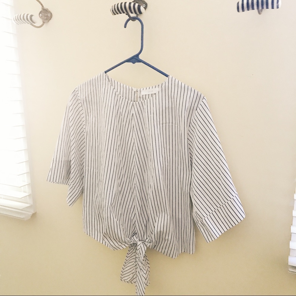 NWB Lush Black & White Blousey Shirt