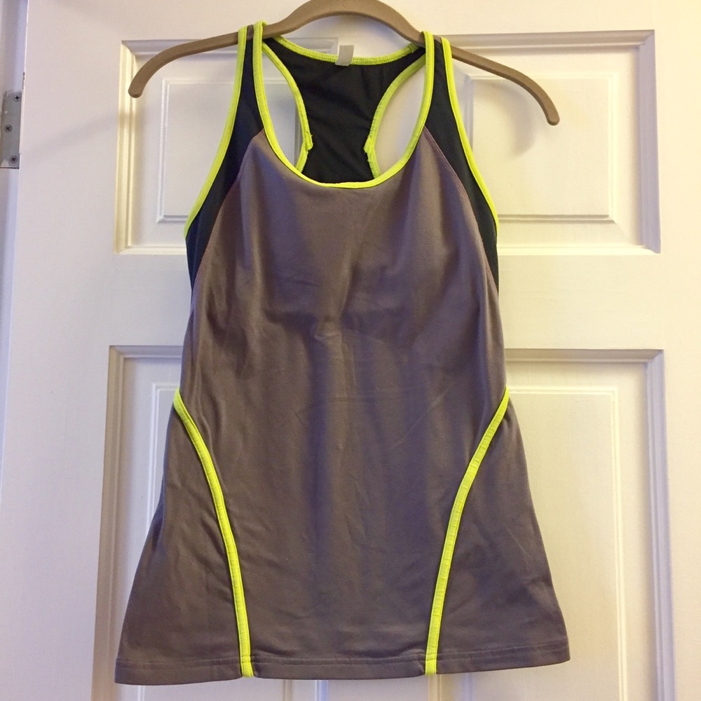 Gapfit workout tank