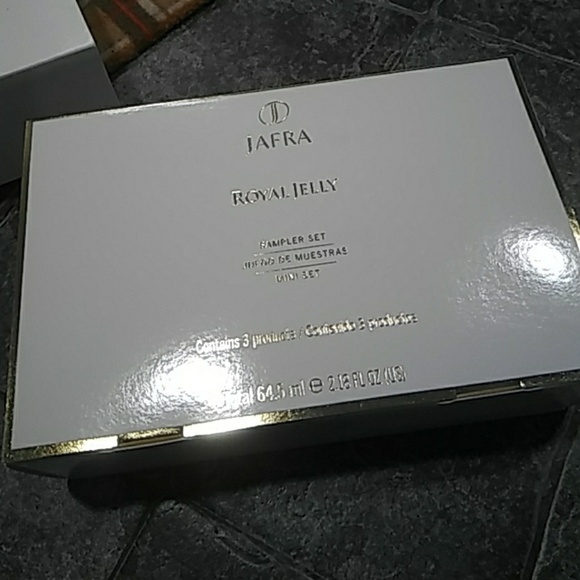 jafra Other - Jafra royal jelly sampler set