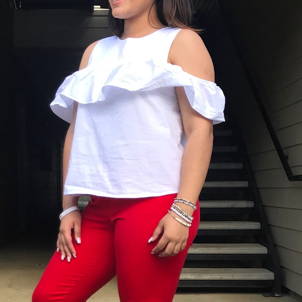 Flirty white top