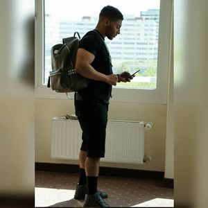 Meet your Posher, Derrick