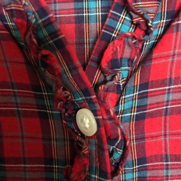 AEO RUFFLE BUTTON DOWN TOP - Picture 4 of 4