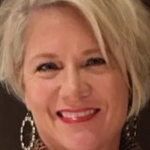 Meet your Posher, Tonya