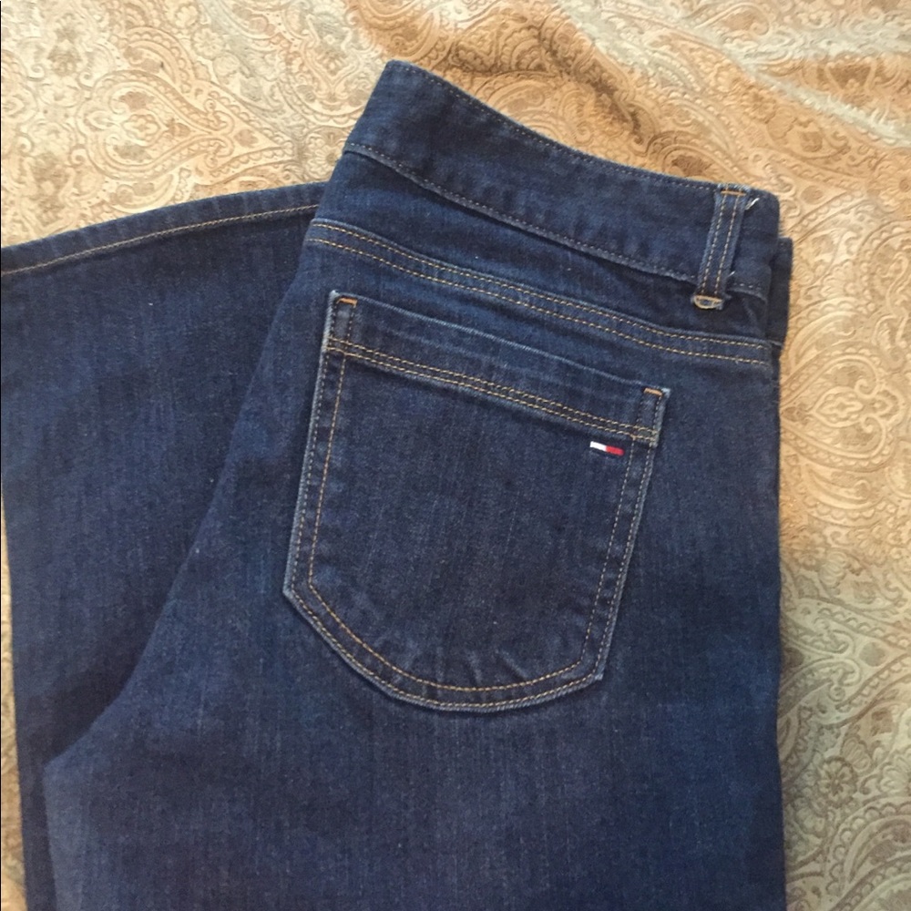 Tommy Hill figure jeans size 8