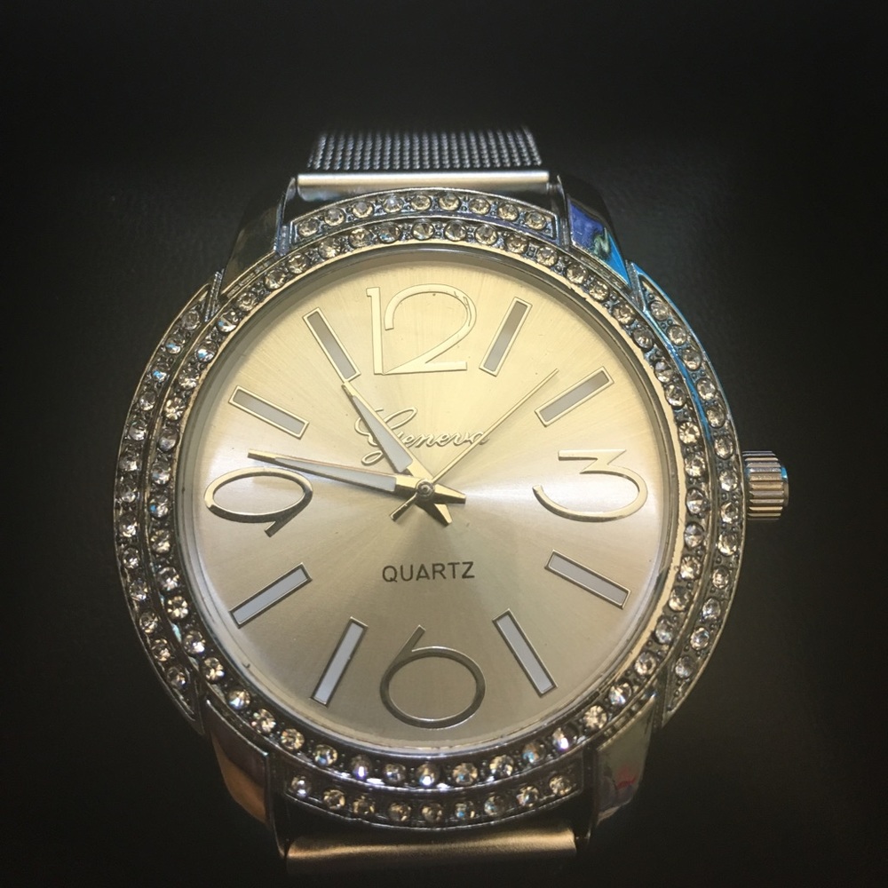 Geneva Style Women's Alpha Watch.