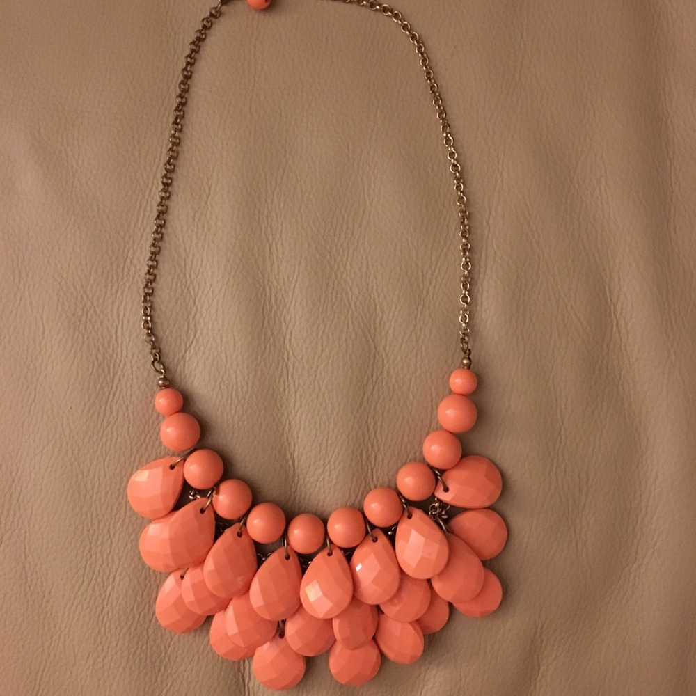 Statement necklace