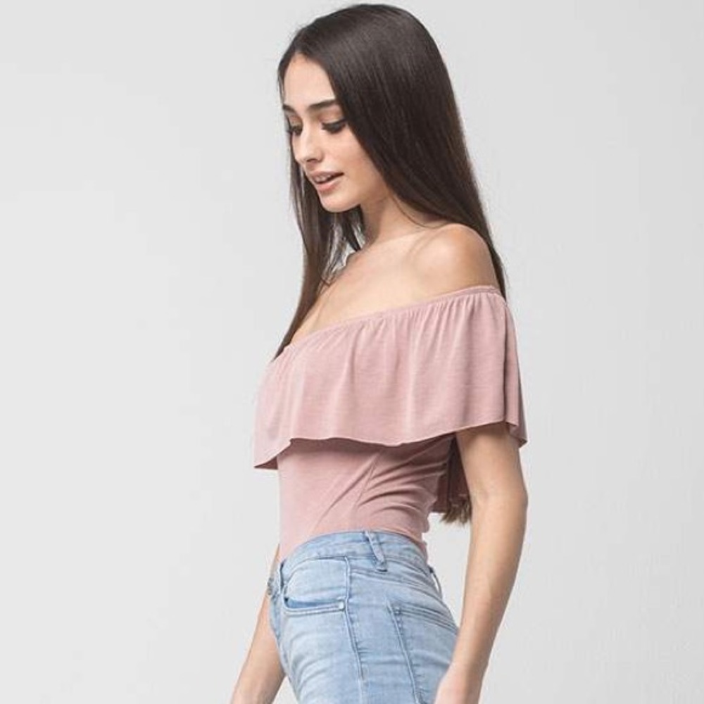Off Shoulder Bodysuit with Overlay Size: Small - Picture 2 of 4