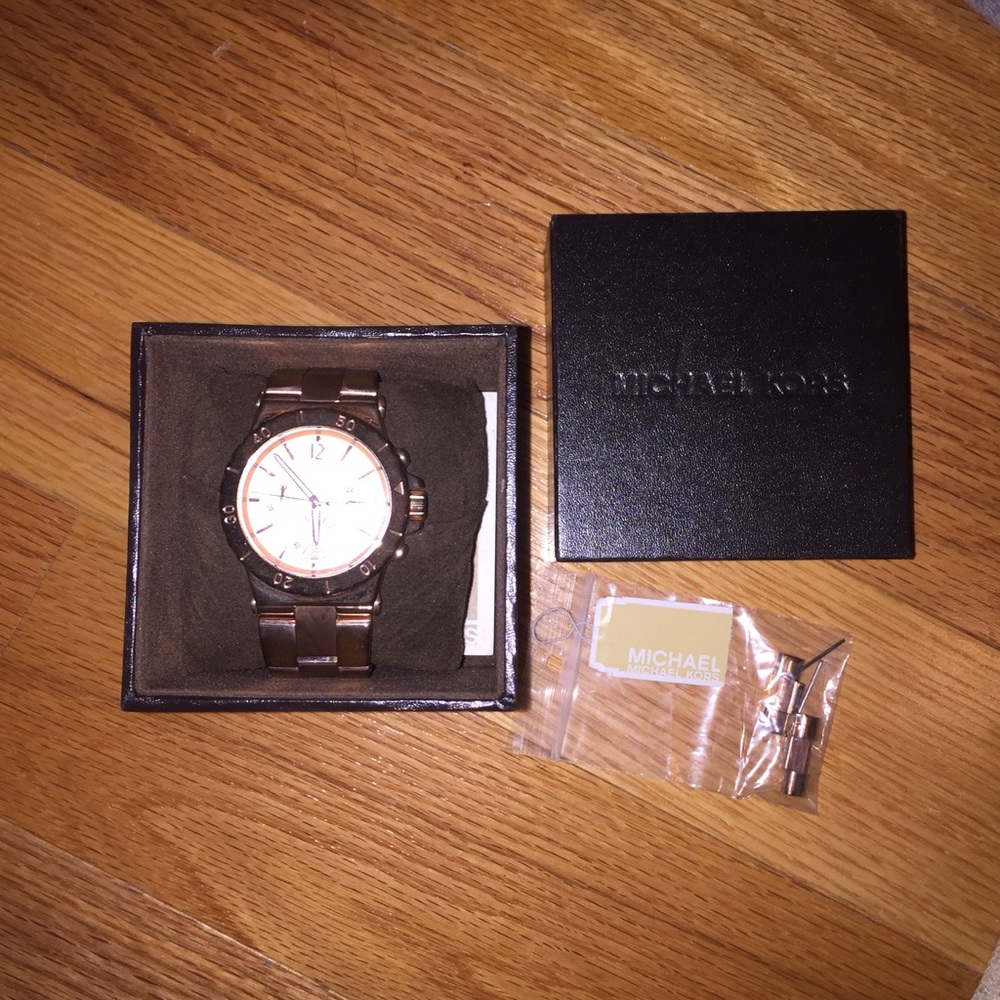 Authentic Michael Kors women's rose gold watch