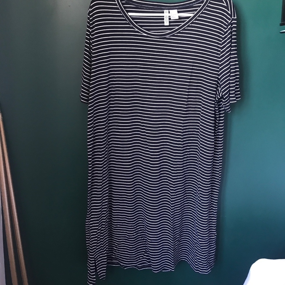 Navy white stripes dress