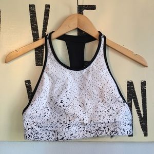 FLASH SALE❗️Koral T-back Sports Bra - Medium