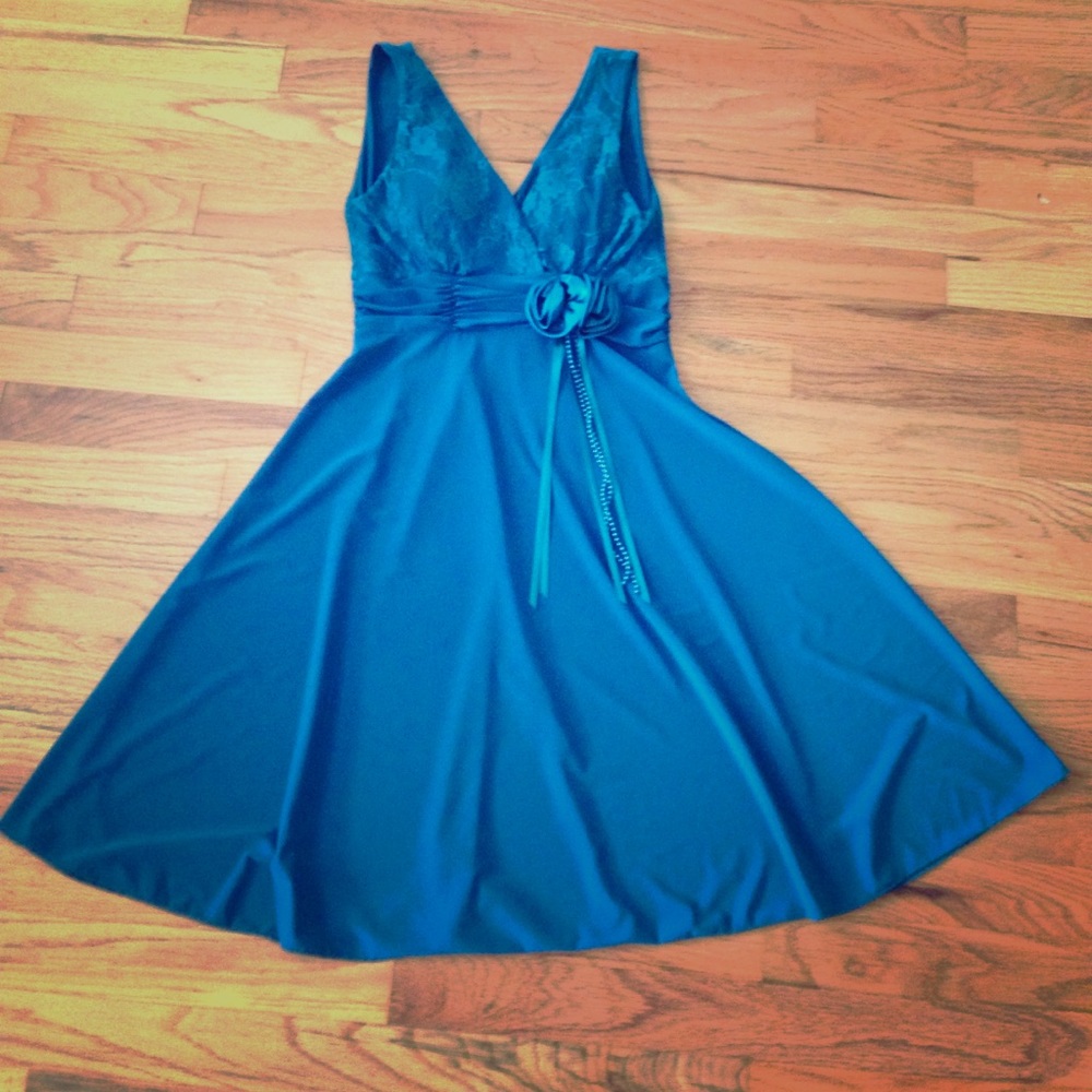 NEW W/ TAGS!! Turquoise Maternity Dress