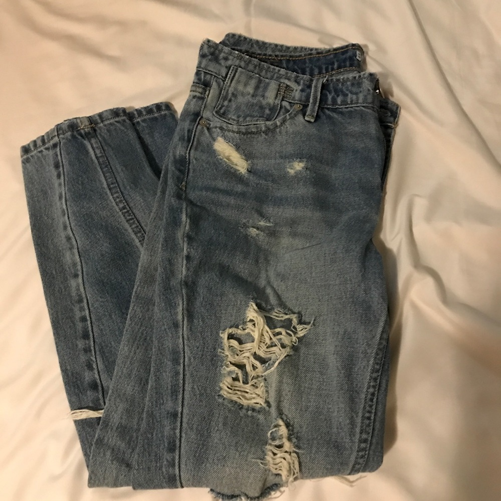 Urban outfitters boyfriend jeans.