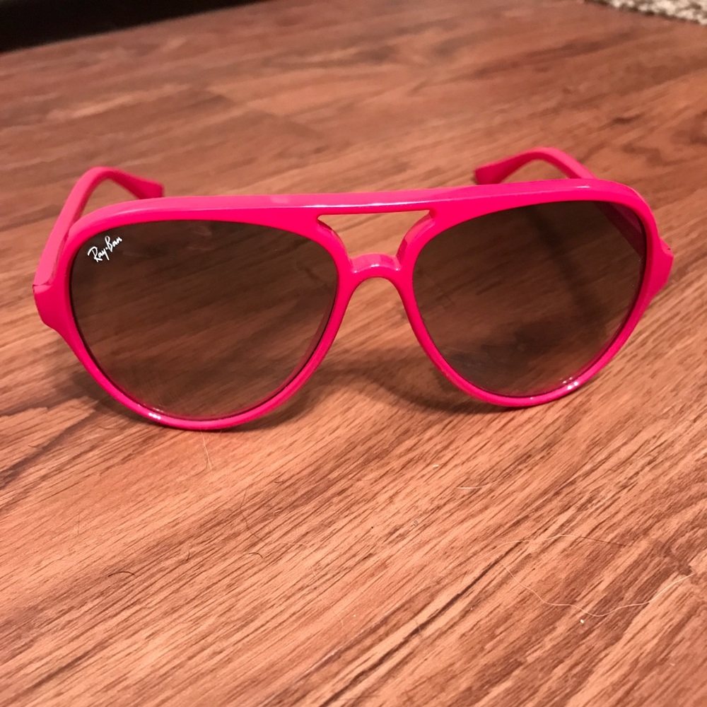 Pink Ray-Ban Aviator Sunglasses
